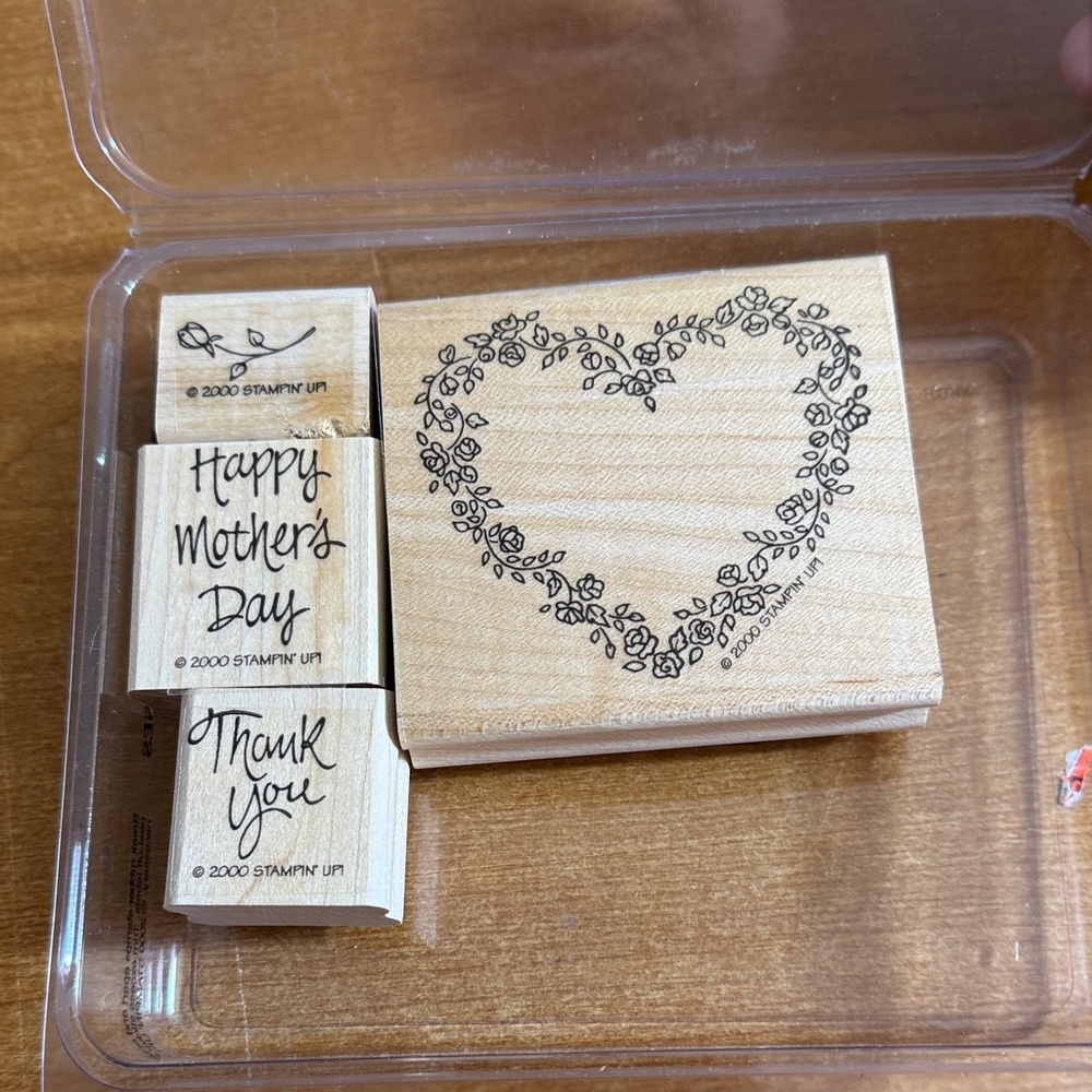 Stampin' Up! Floral Heart‎ and Sentiments Wooden Stamp Set